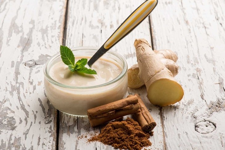 cinnamon and ginger yogurt